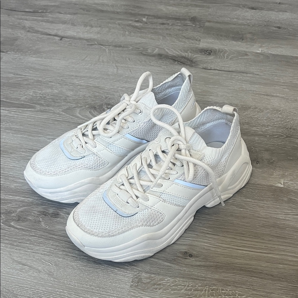 Zara Cream Textured Lace-Up Sneakers